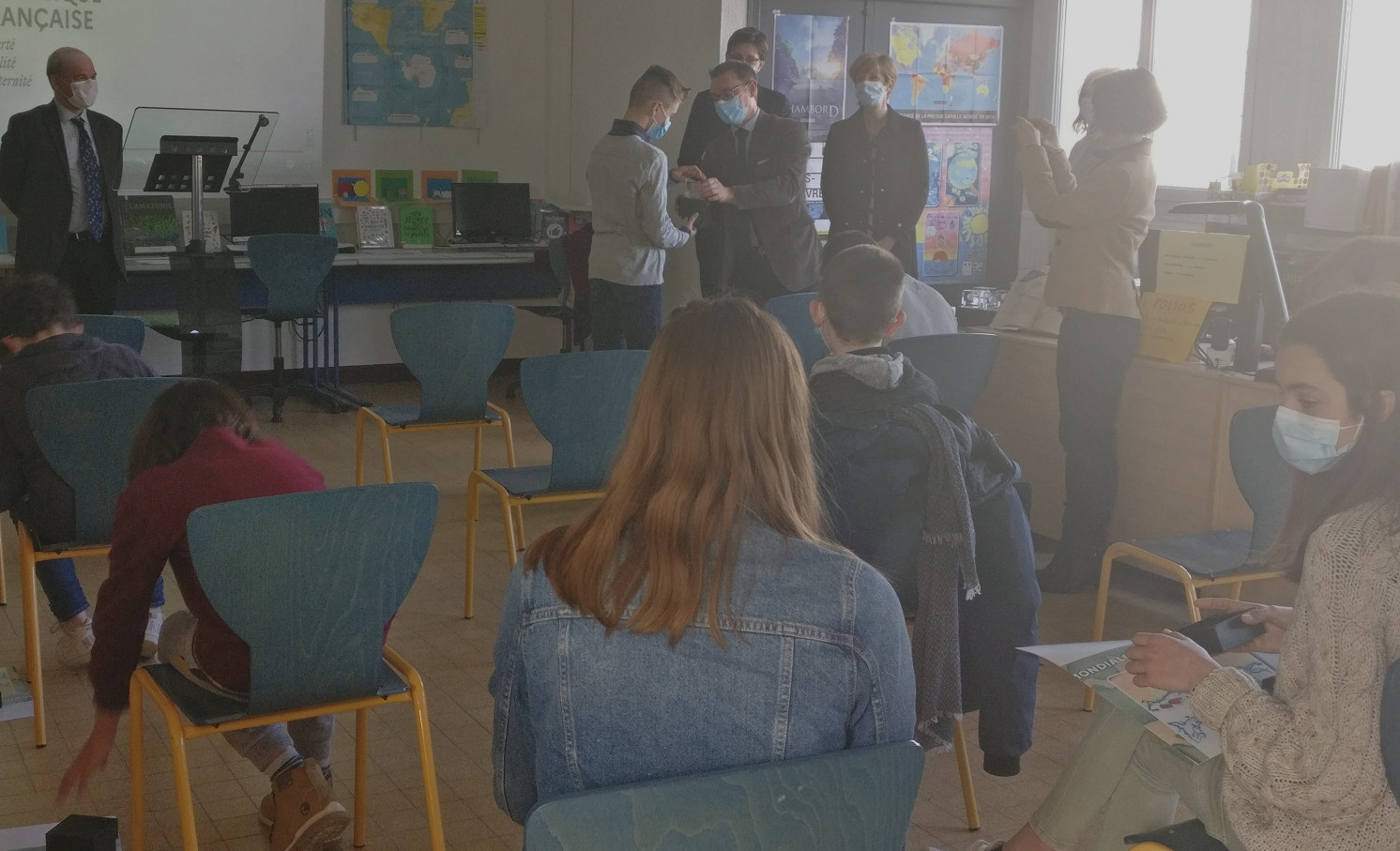 Remise officielle dans le cadre du concours d'affiches et vidéos organisé par l'agence de l'eau Loire-Bretagne