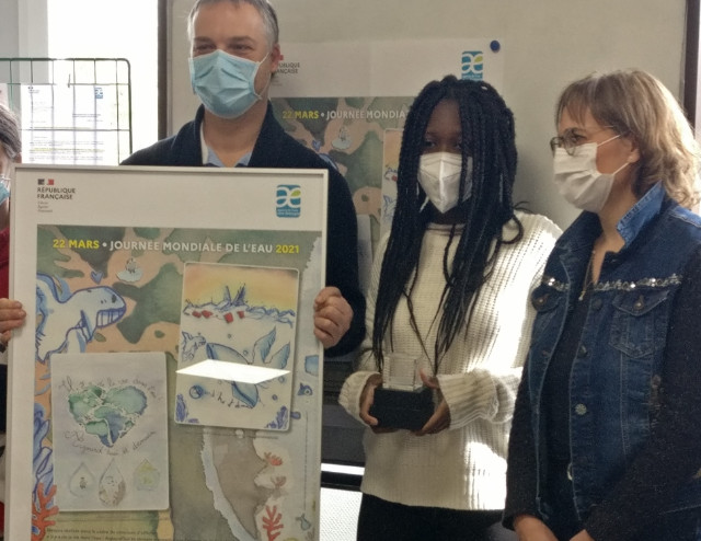 Remise officielle du concours d'affiches et vidéos Il y a de la vie dans l'eau - agence de l'eau Loire-Bretagne