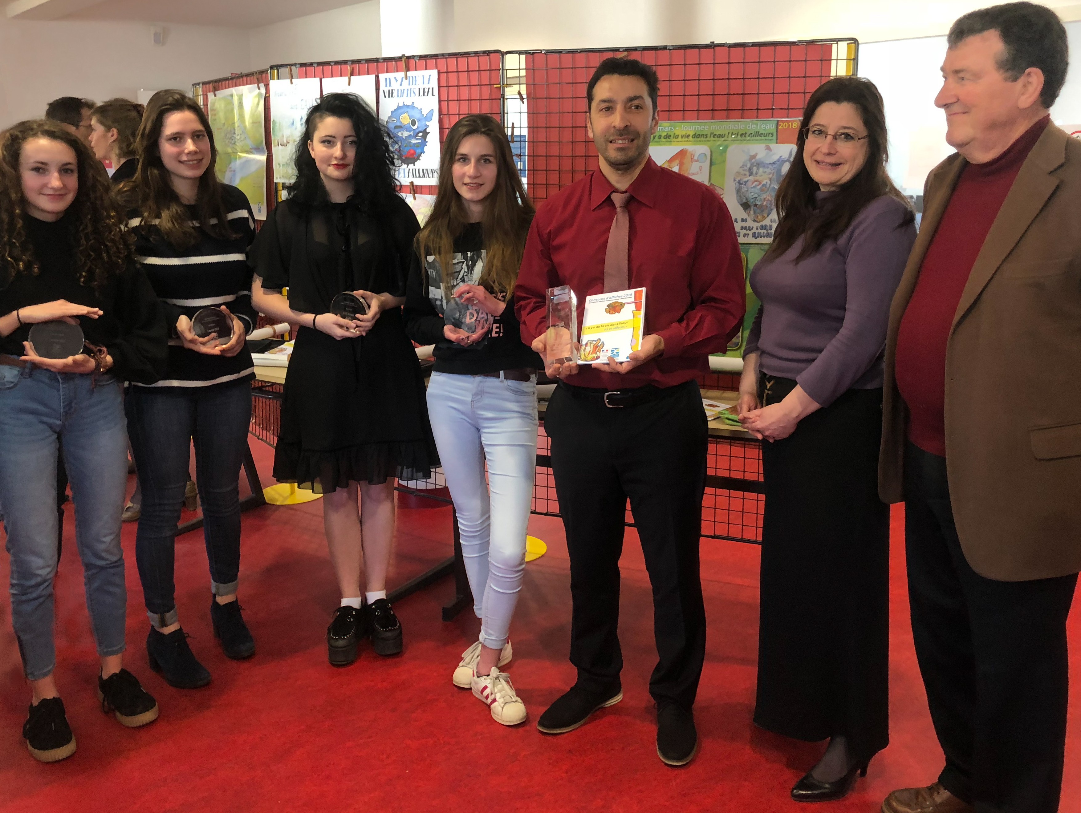 Remise officielle au lycée Sainte-Marguerite à Chambray-Lès-Tours