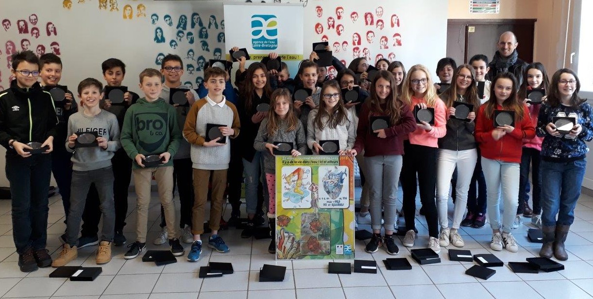 Remise officielle au collège Laurent Eynac au Monastier-sur-Gazeille (43)