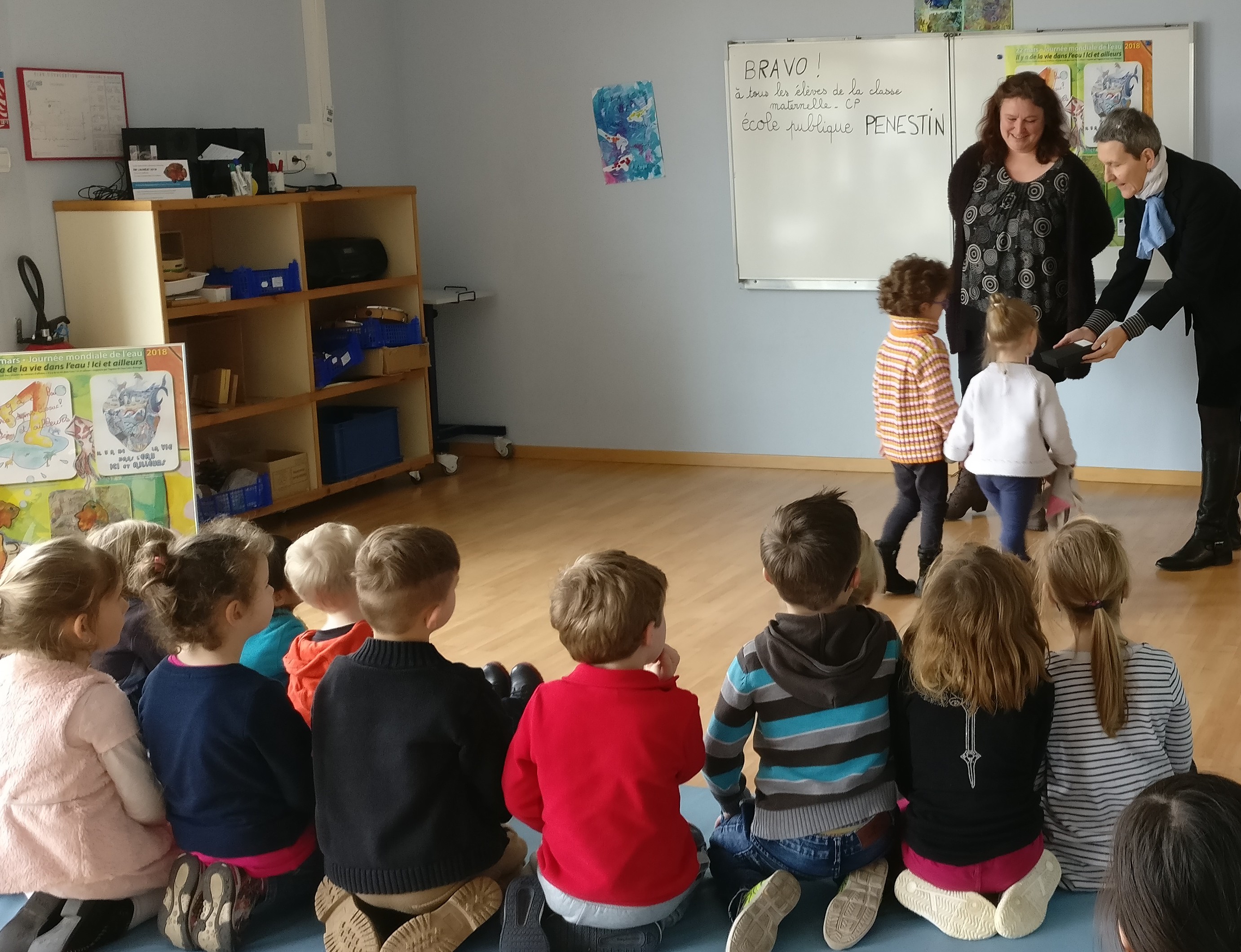 Remise officielle à l'école Jean-Emile Laboureur à Pénestin (56)