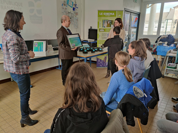Concours d'affiches et vidéos : remise officielle du 18 mars 2022 à Oucques-La-Nouvelle