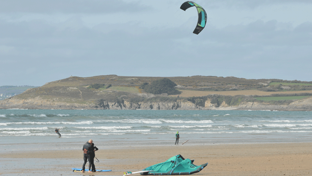 Entrainement au maniement de la voile de Kite surf