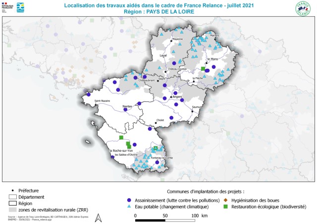 Localisation (commune d'implantation) des travaux pour l'eau taidés par France Relance en Pays de la Loire- juillet 2021 - La naure des projet est différenciée dans la légende : Assainissement (lutte contre les pollutions) - Eau potable (changement climatique) - Hygiénisation des boues - Restauration écologique (biodiversité)